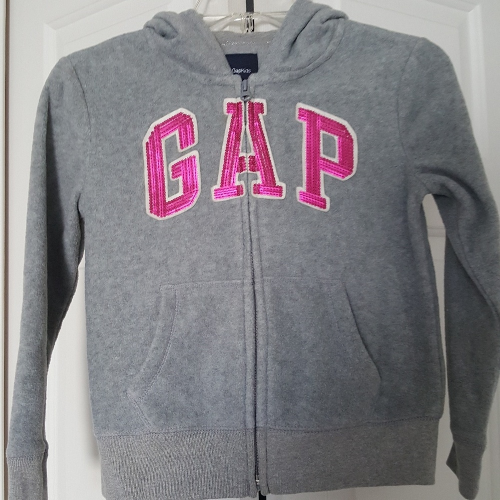 29:07- GAP Kids  Zip Hoodie.